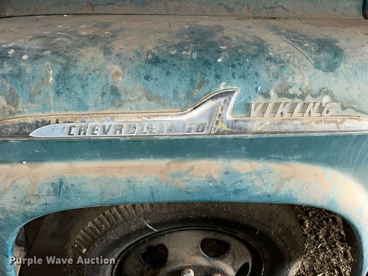 image for item NS9021 1958 Chevrolet Viking 60  grain truck