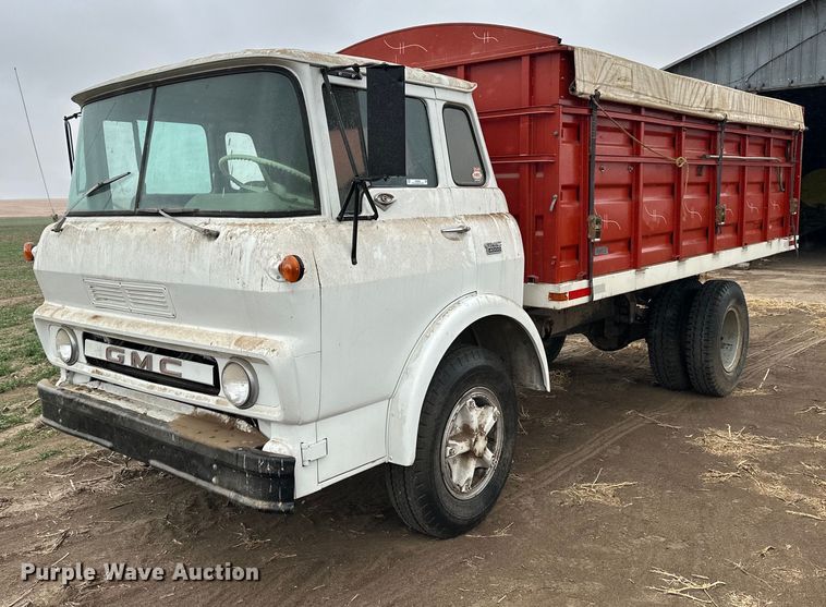 image for item NS9022 1966 GMC 4000  grain truck