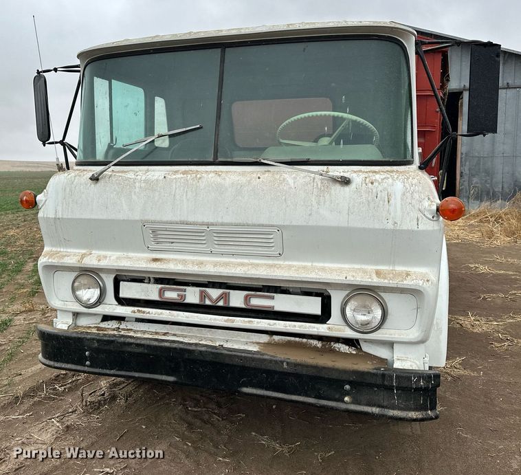 image for item NS9022 1966 GMC 4000  grain truck