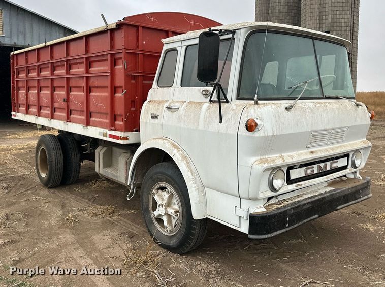 image for item NS9022 1966 GMC 4000  grain truck
