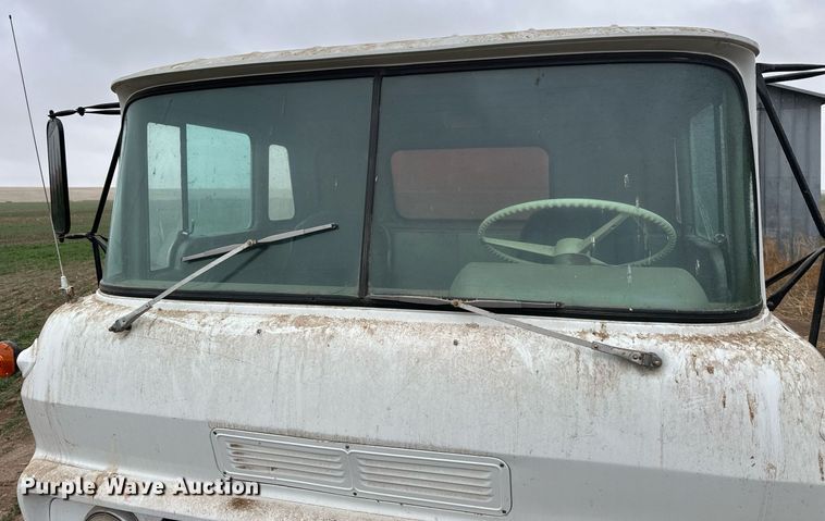 image for item NS9022 1966 GMC 4000  grain truck