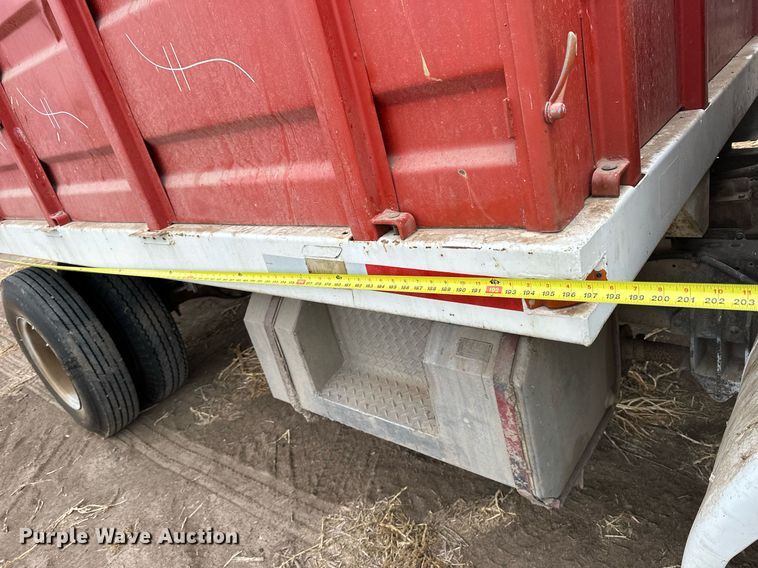 image for item NS9022 1966 GMC 4000  grain truck