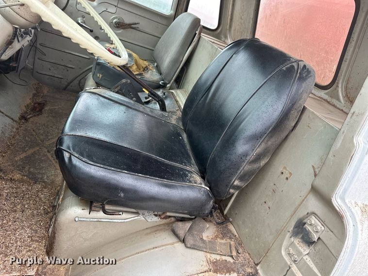 image for item NS9022 1966 GMC 4000  grain truck