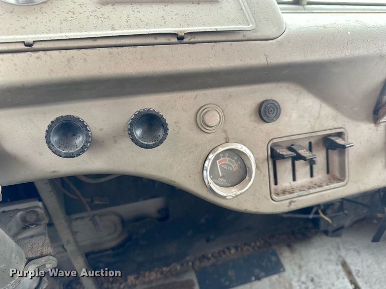 image for item NS9022 1966 GMC 4000  grain truck