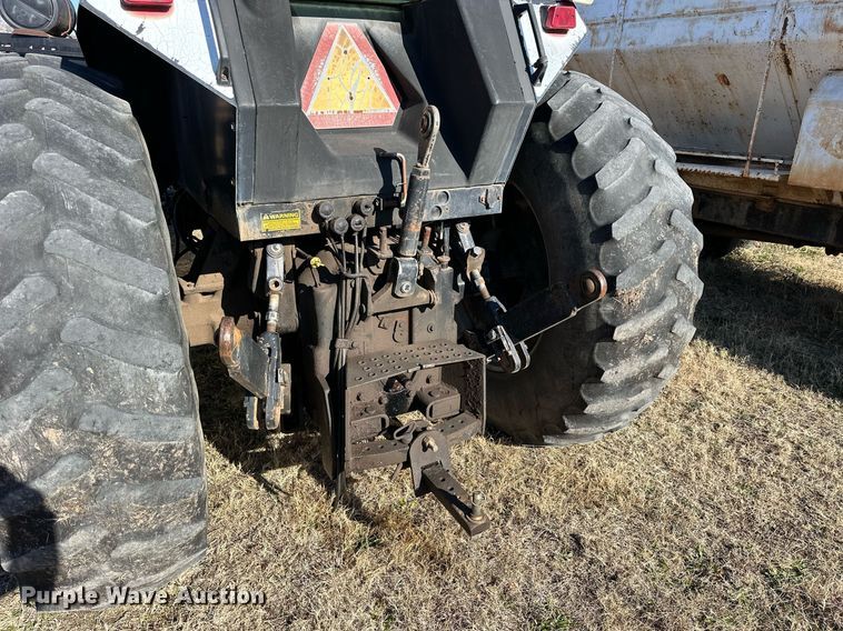 image for item NS9058 1986 Case International 2394  tractor