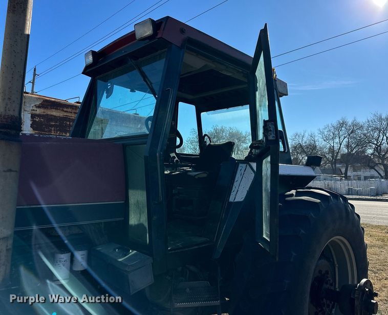 image for item NS9058 1986 Case International 2394  tractor