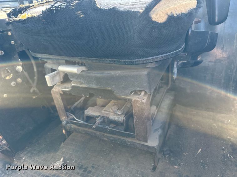 image for item NS9058 1986 Case International 2394  tractor