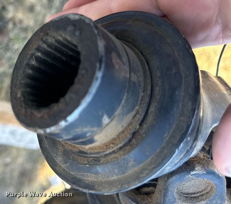 image for item NS9059 2012 New Holland BR7090  round baler