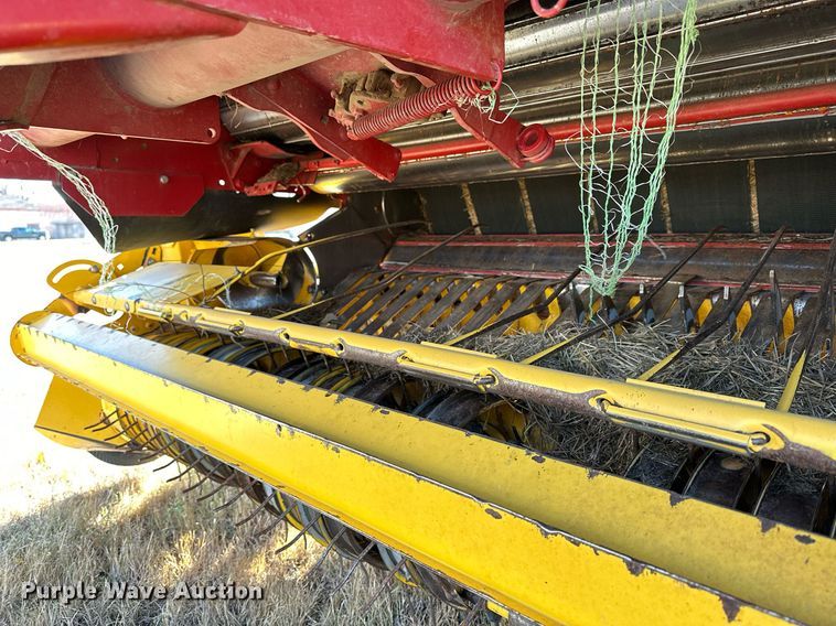 image for item NS9059 2012 New Holland BR7090  round baler