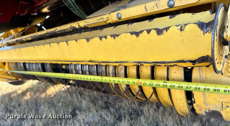 image for item NS9059 2012 New Holland BR7090  round baler