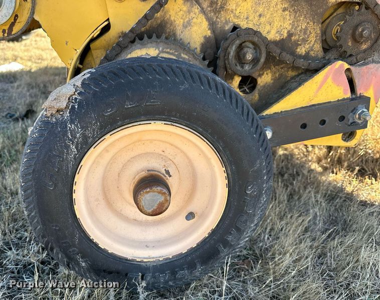 image for item NS9059 2012 New Holland BR7090  round baler