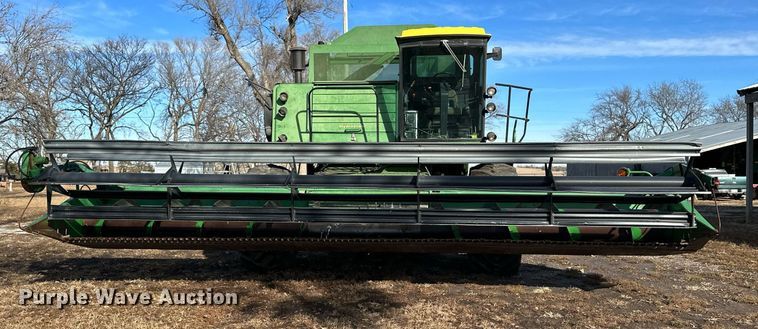 image for item NS9065 1983 John Deere 8820  combine