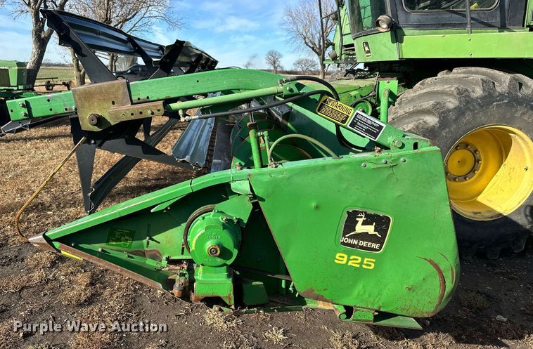 image for item NS9065 1983 John Deere 8820  combine