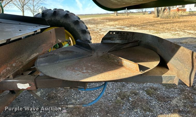 image for item NS9065 1983 John Deere 8820  combine