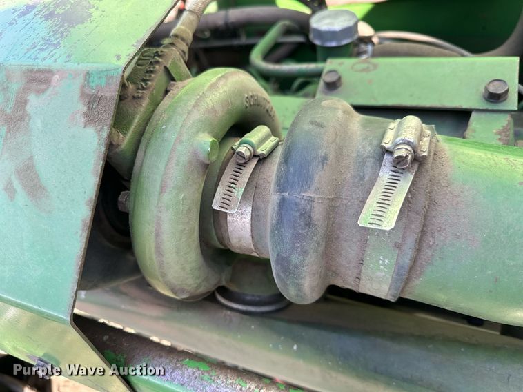 image for item NS9065 1983 John Deere 8820  combine