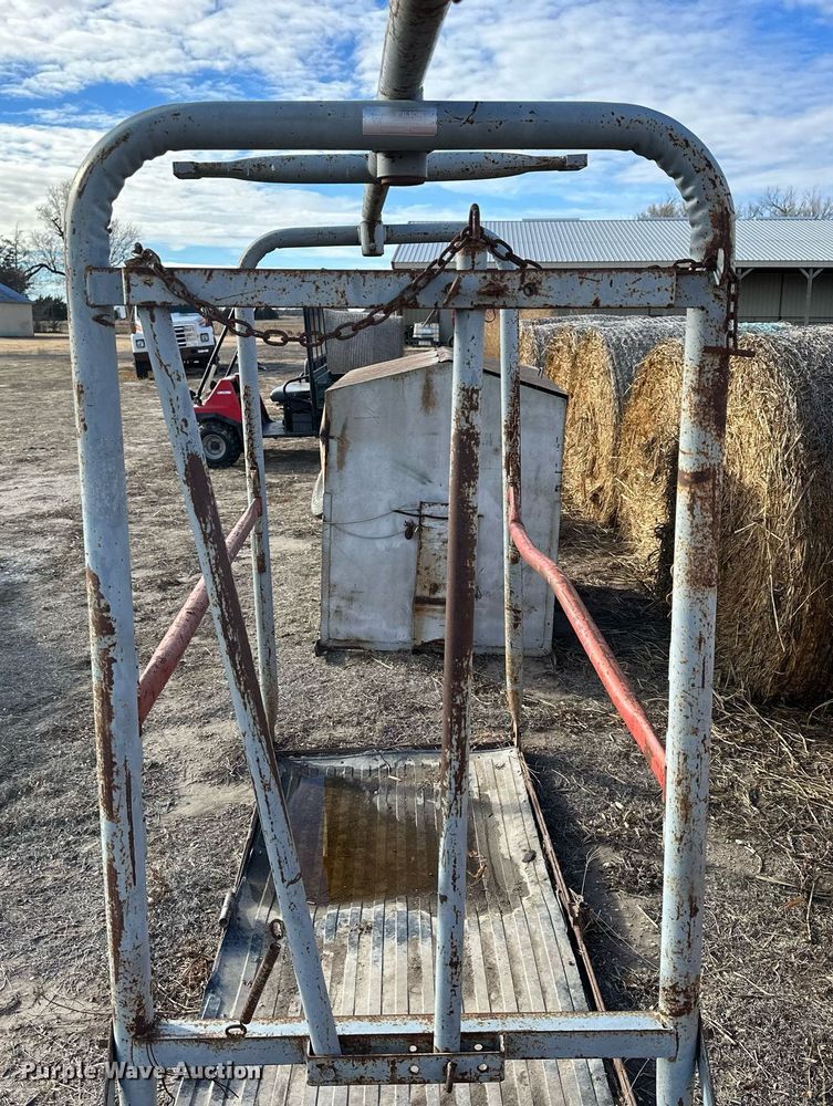 image for item NS9098 Filson  livestock chute