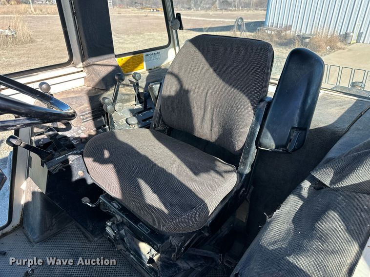 image for item NS9132 1978 Case 2590  tractor