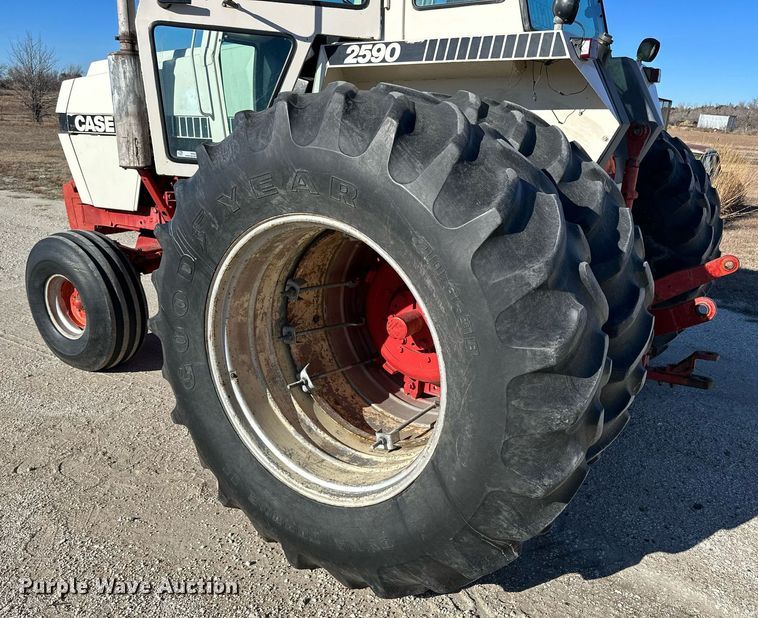 image for item NS9132 1978 Case 2590  tractor