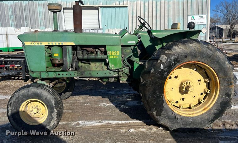 image for item OA9243 1966 John Deere 4020  tractor