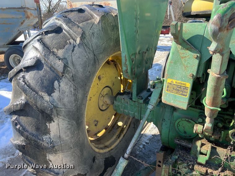 image for item OA9243 1966 John Deere 4020  tractor