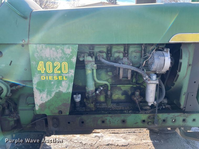 image for item OA9243 1966 John Deere 4020  tractor