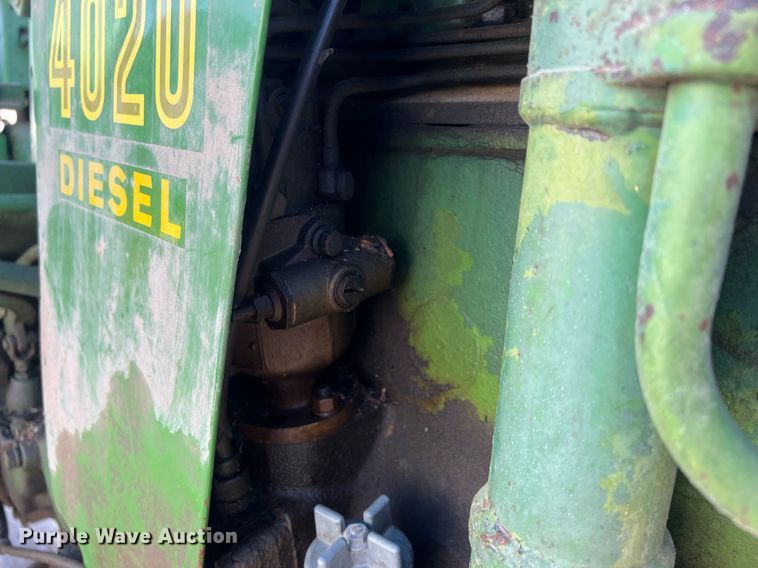 image for item OA9243 1966 John Deere 4020  tractor