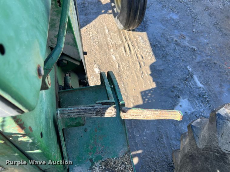 image for item OA9243 1966 John Deere 4020  tractor