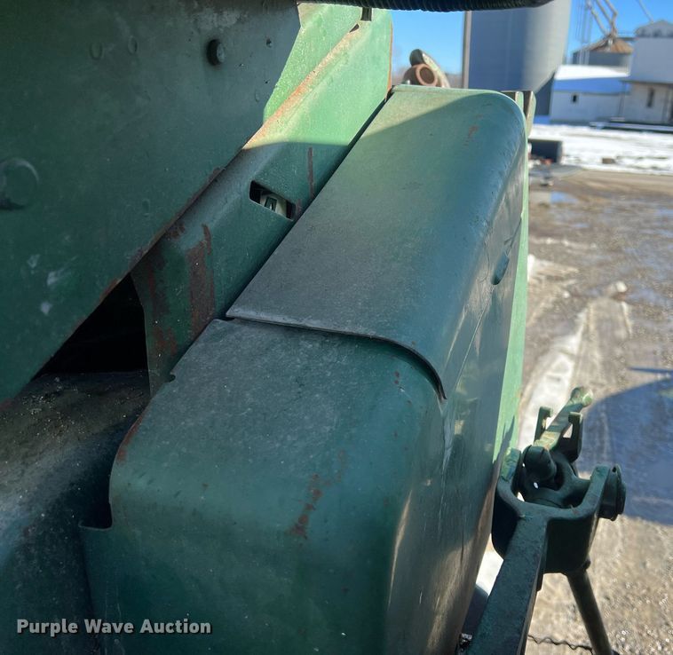 image for item OA9243 1966 John Deere 4020  tractor