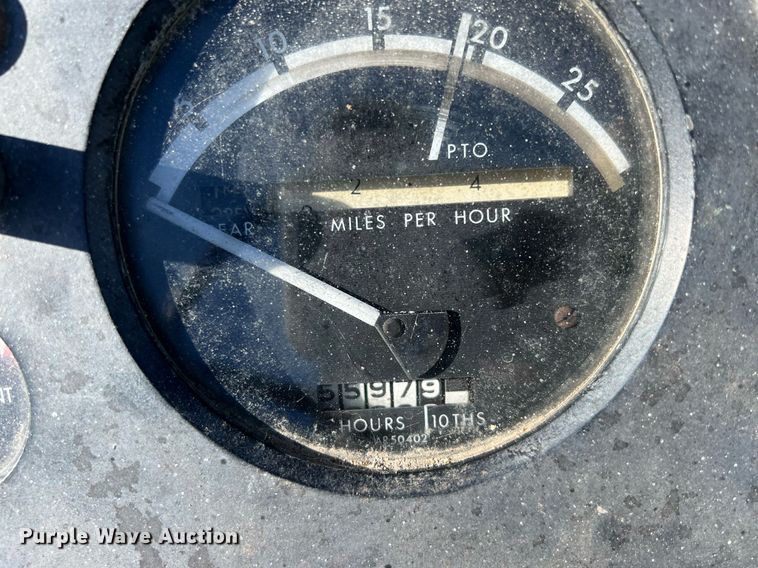 image for item OA9243 1966 John Deere 4020  tractor