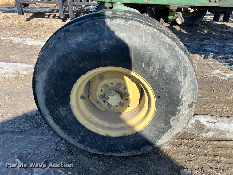 image for item OA9243 1966 John Deere 4020  tractor