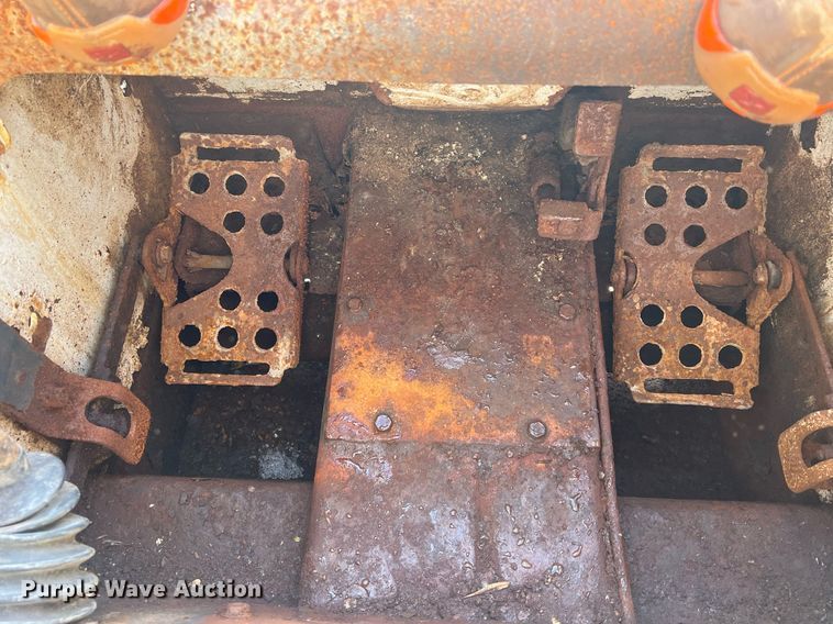 image for item OA9246 1996 Bobcat 753  skid steer loader