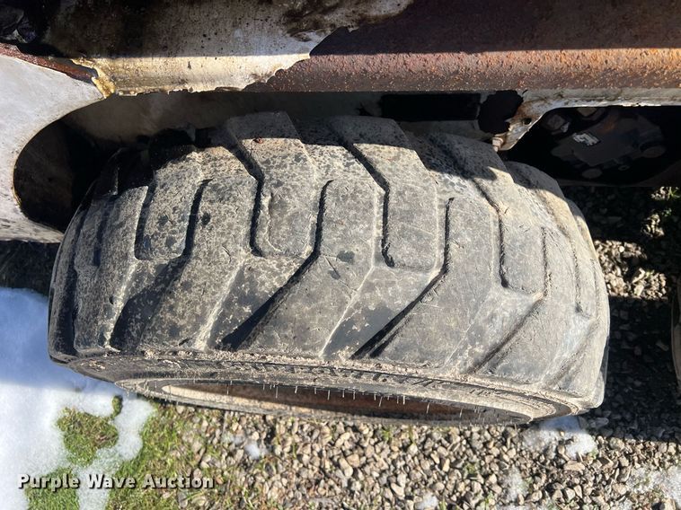 image for item OA9246 1996 Bobcat 753  skid steer loader