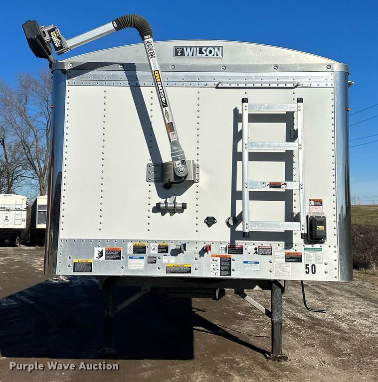 image for item OF9156 2023 Wilson PaceSetter  grain trailer