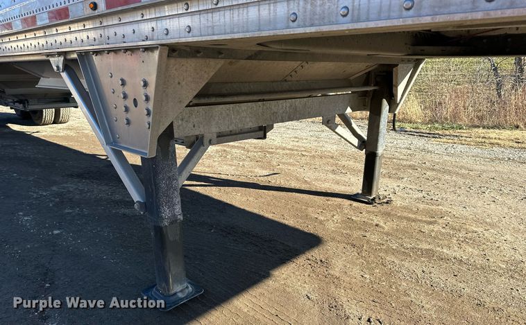 image for item OF9156 2023 Wilson PaceSetter  grain trailer