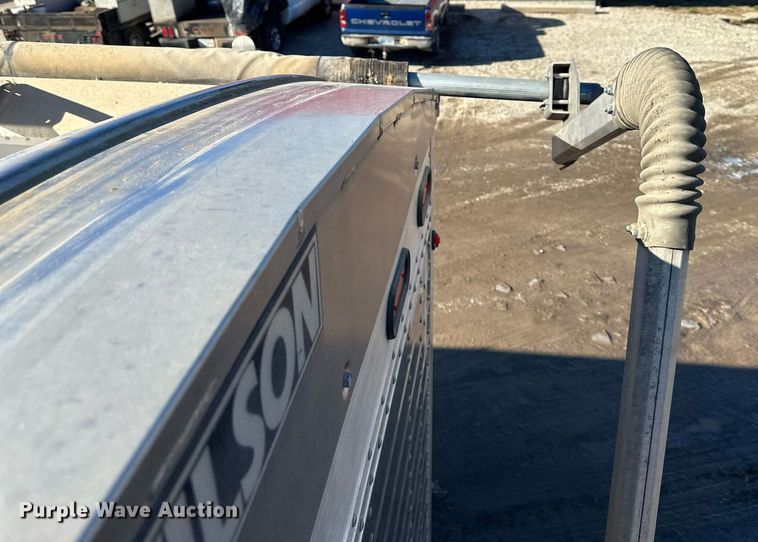 image for item OF9156 2023 Wilson PaceSetter  grain trailer