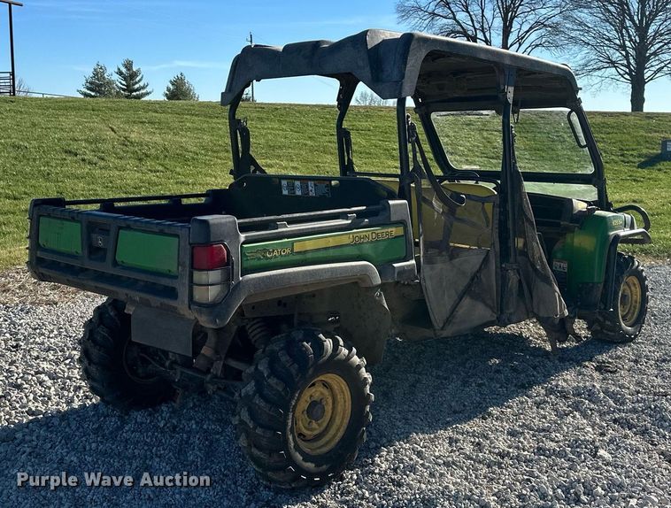 image for item OF9161 2014 John Deere Gator 825i S4  utility vehicle