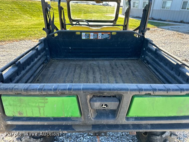 image for item OF9161 2014 John Deere Gator 825i S4  utility vehicle
