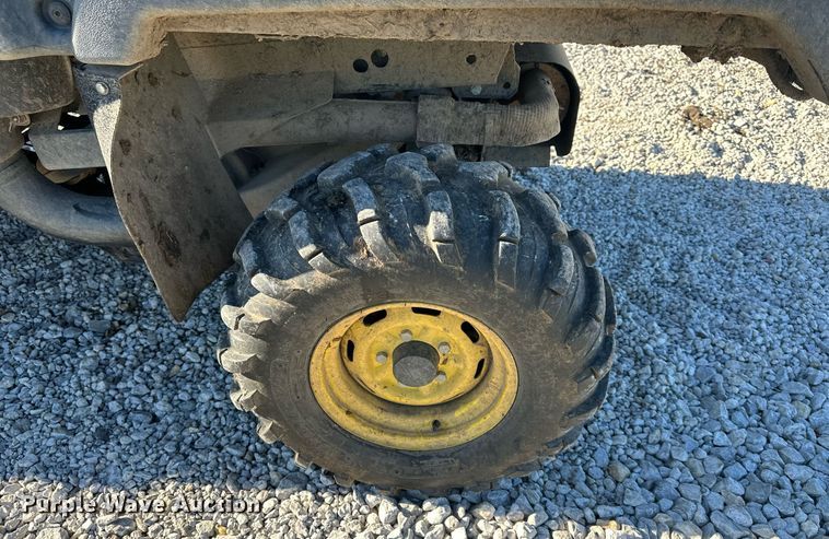 image for item OF9161 2014 John Deere Gator 825i S4  utility vehicle