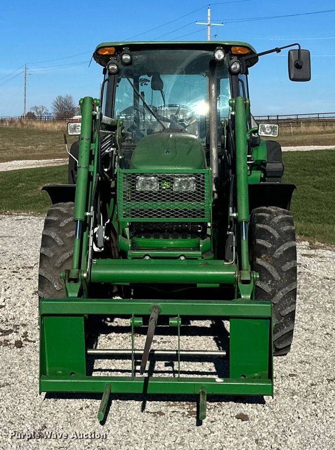 image for item OF9162 2009 John Deere 5105M  MFWD tractor