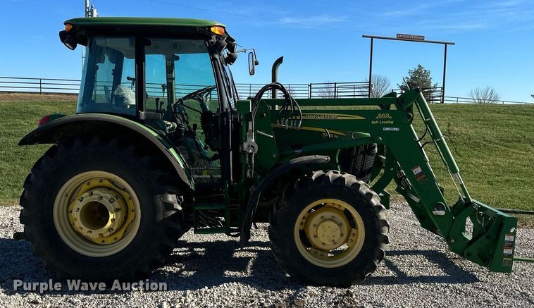 image for item OF9162 2009 John Deere 5105M  MFWD tractor