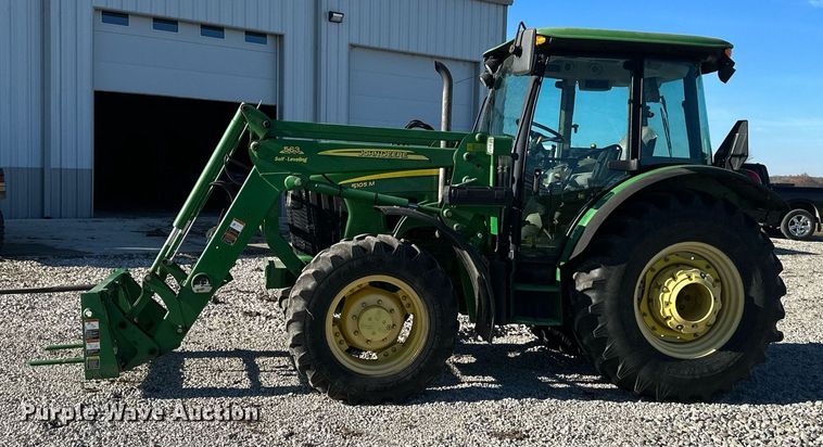 image for item OF9162 2009 John Deere 5105M  MFWD tractor