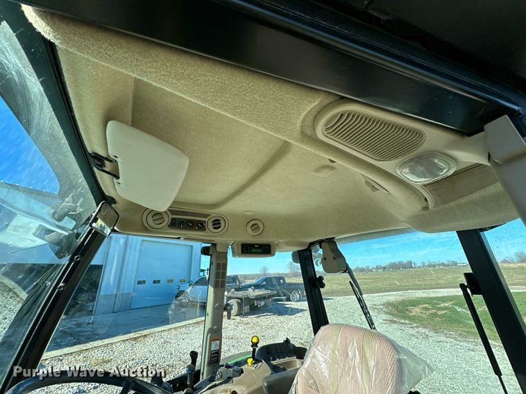 image for item OF9162 2009 John Deere 5105M  MFWD tractor