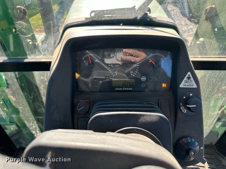 image for item OF9162 2009 John Deere 5105M  MFWD tractor