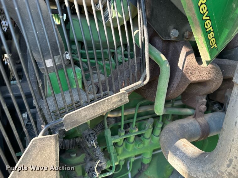 image for item OF9162 2009 John Deere 5105M  MFWD tractor