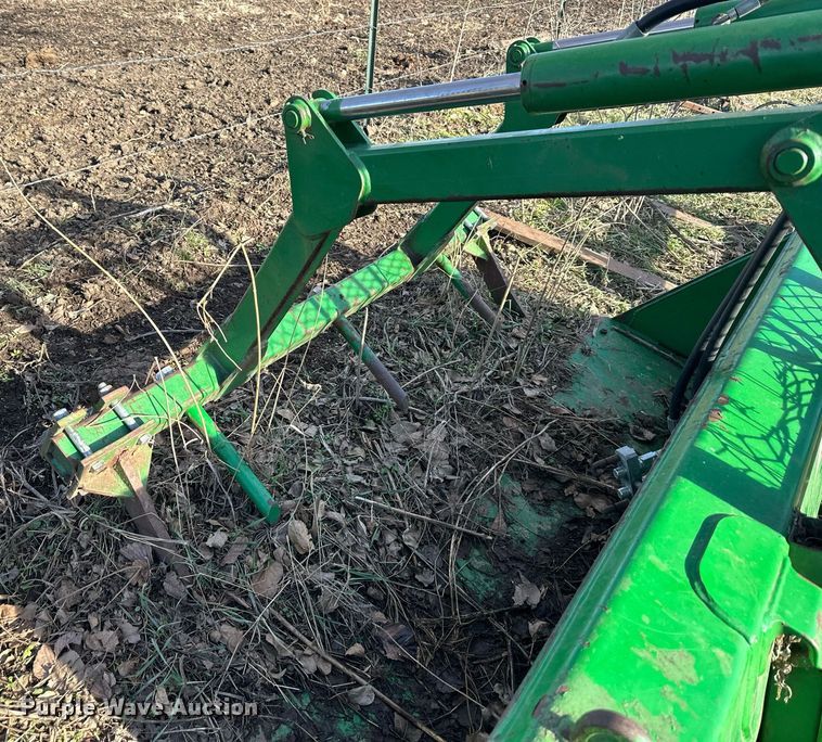 image for item OF9162 2009 John Deere 5105M  MFWD tractor