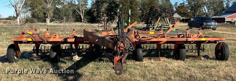 image for item OK9108 Sunflower 3650-25 sweep plow