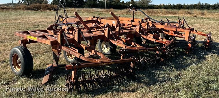 image for item OK9108 Sunflower 3650-25 sweep plow
