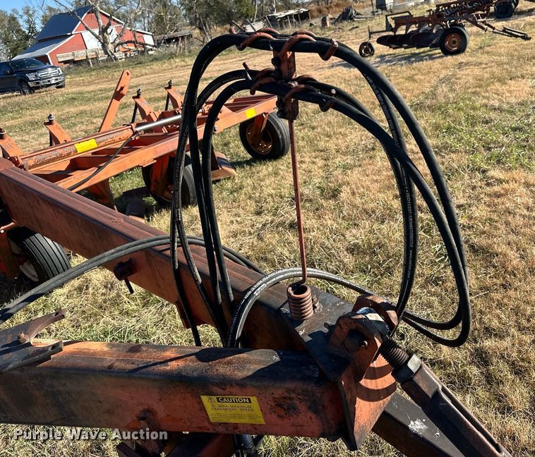 image for item OK9108 Sunflower 3650-25 sweep plow