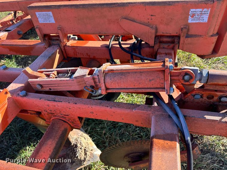 image for item OK9108 Sunflower 3650-25 sweep plow