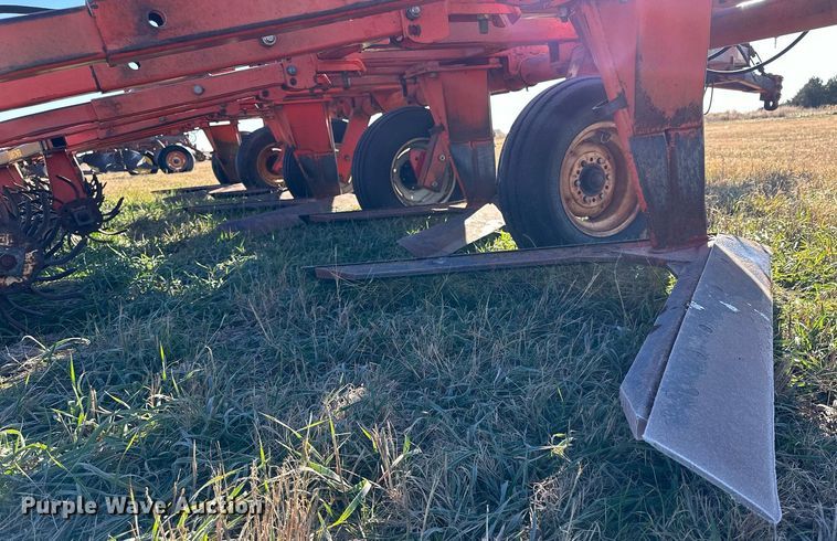 image for item OK9108 Sunflower 3650-25 sweep plow